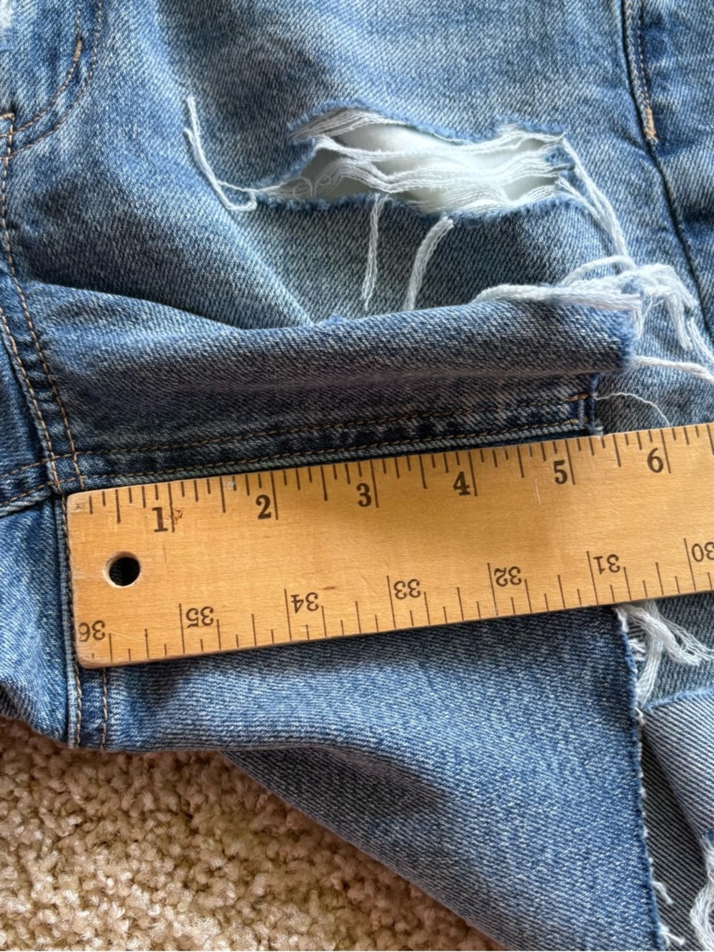 American Eagle Curvy 6” Relaxed Denim Shorts Distressed High Rise NWT Size 2 - Picture 9 of 9